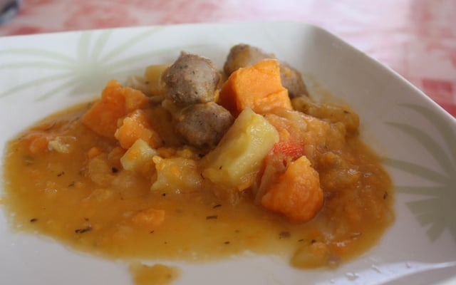 Saucisses pommes et patates douce