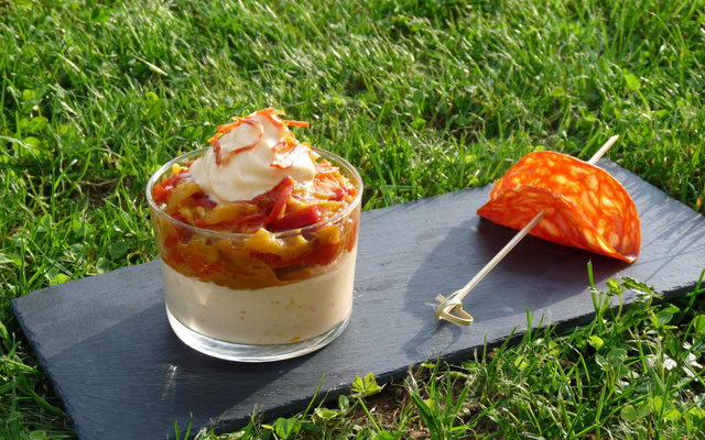 Verrine d'été aux deux poivrons et chorizo
