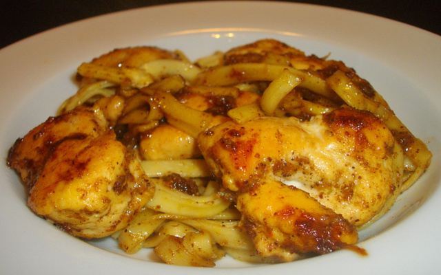 Méli-mélo de poulet aux nouilles