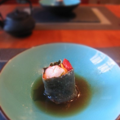 Makis de homard breton à la mangue et au piquillos