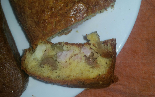 Cake aux lardons et olives