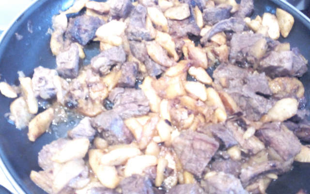 Palette de porc aux pommes sucrée-salée