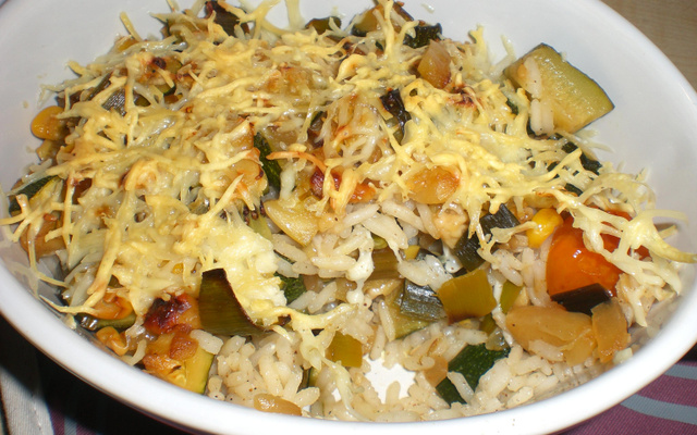 Gratin de riz massalé aux légumes poêlés