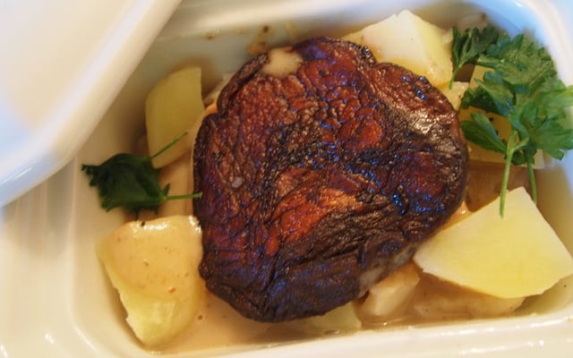 Ragoût de poisson cèpes et foie-gras