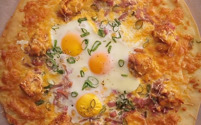 Pizza aux œufs