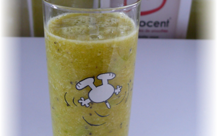 Smoothie orange kiwi