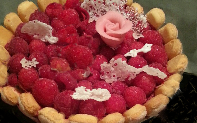 Charlotte moussee aux fruits rouges