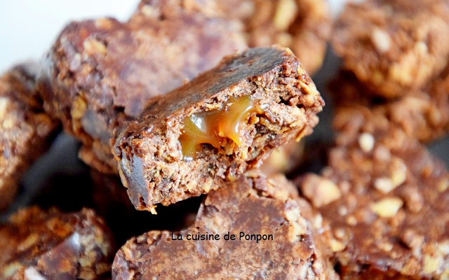 Petit cœur chocolat croustillant au cœur caramel