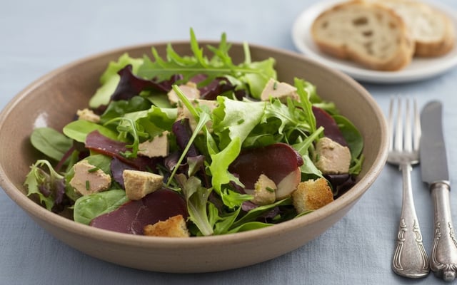 Salade de magret et foie gras