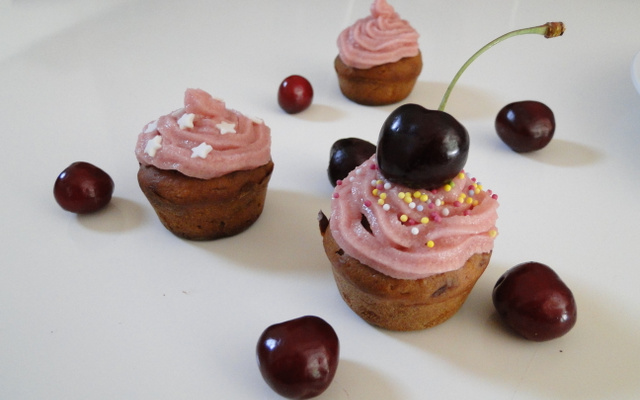 Mini-cupcakes épicés aux cerises