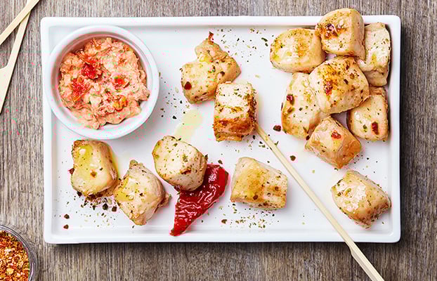 Bouchées de filets de lapin et leur dip, façon finger food