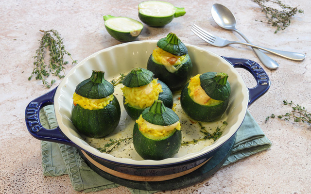 Courgettes farcies au risotto