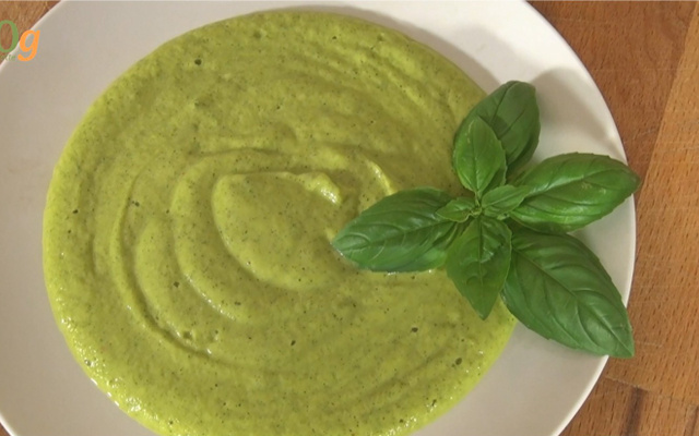 Purée de courgettes à la noix de muscade