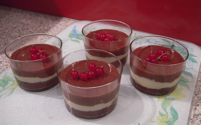 Verrines 3 chocolats et crème fraîche