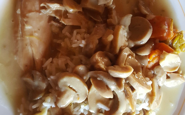 Blanquette de poule et riz