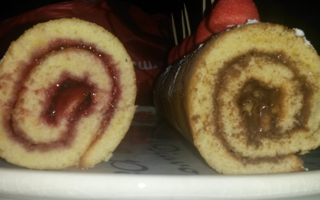 Gâteau roulé à la framboise