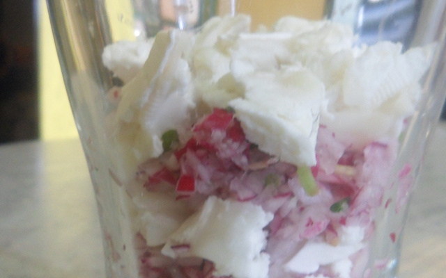 Verrine de radis et fromage de chèvre