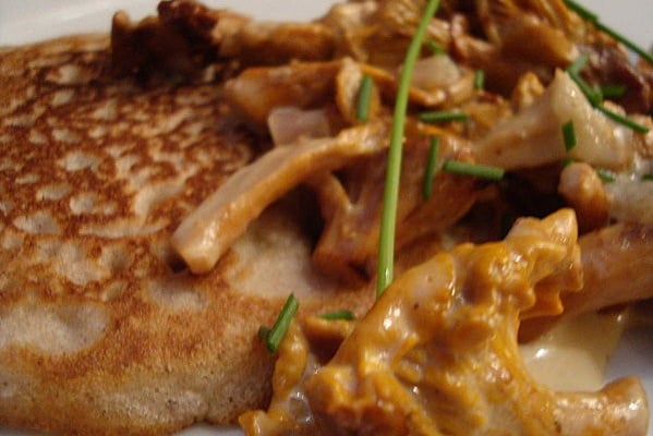 Crépiaux aux girolles