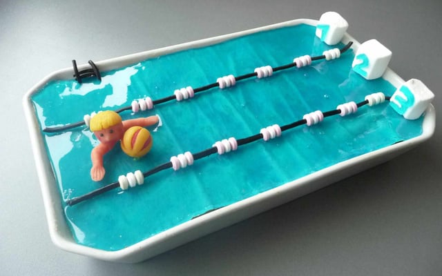 Plouf ! Gâteau piscine