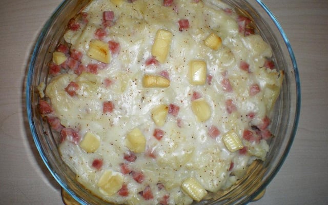 Gratin de chou fleur au jambon et à la vache qui rit