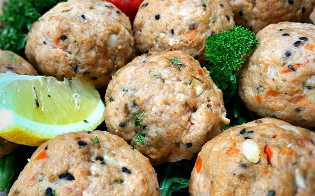 Boulettes aux crevettes, poivron et sauce soja