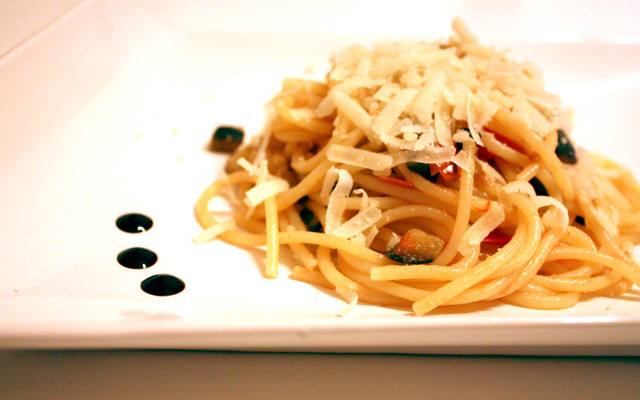 Pâtes aux aubergines rapides