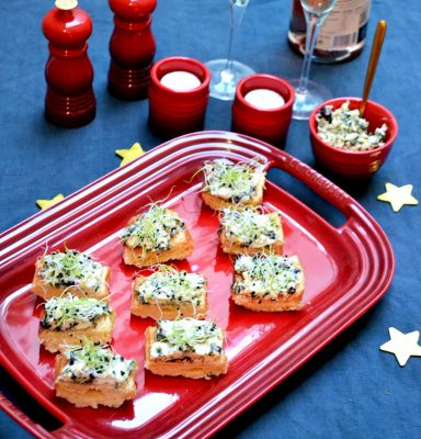 Toasts briochés au beurre d’algues