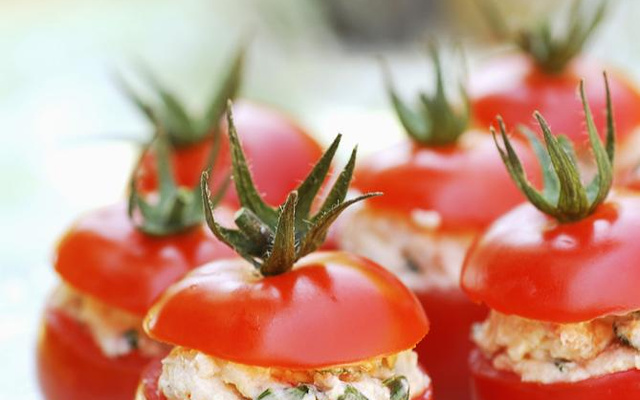 Tomates cocktail au thon