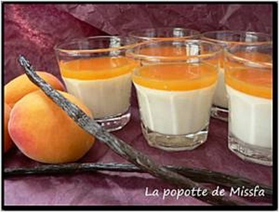 Panna cotta vanille au coulis d'abricot - Photo par lapopo