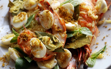 Riz à l'indienne aux crevettes géantes - Photo par dorian_nieto