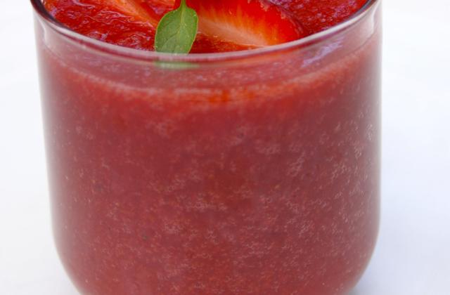 Soupe de fraises Guariguettes au basilic - Photo par La ptite cuisine de Pauline