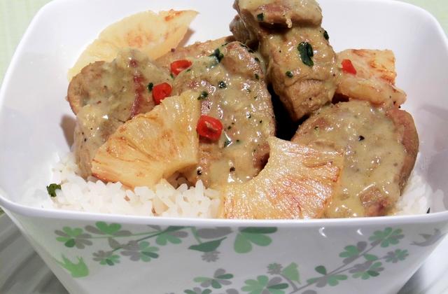 Filet mignon de porc au curry et lait de coco (recette facile) - Photo par didine1512