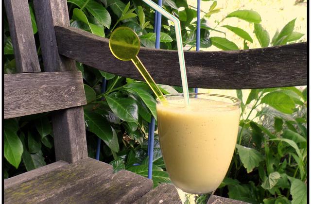 Milkshake banane - La petite cuisine de Sabine