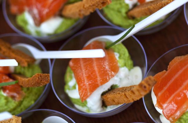 Verrine avocat et saumon au Tartare - Photo par 750g