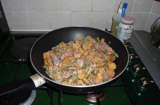 Recette - Poêlée paysanne et saucisses fumées | 750g