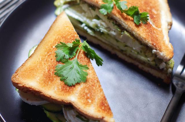 Club sandwich chèvre et courgettes - Photo par PourDeBon