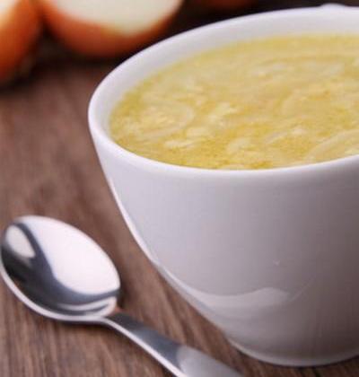 Soupe à l'oignon au Saint Albray et ses croutons - Photo par 750g