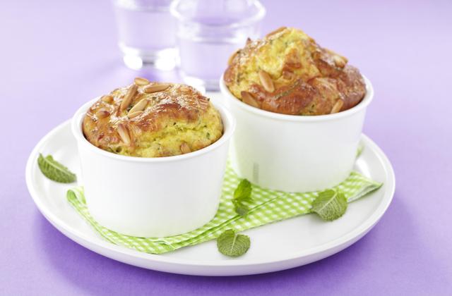 Petits flans soufflés courgettes -menthe-pignons - Photo par Soy