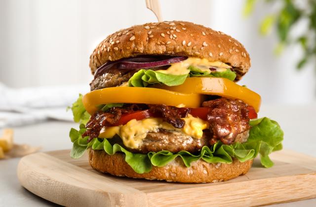 Confinement : 8 recettes classiques des enseignes de burger à refaire à la maison - Chef Damien