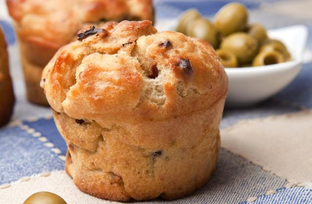 Cake aux olives au Camembert Le Rustique - Photo par 750g