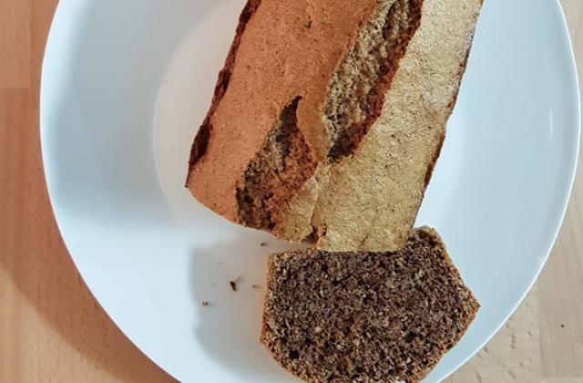 Gâteau aux noix et noisettes - Photo par natkal