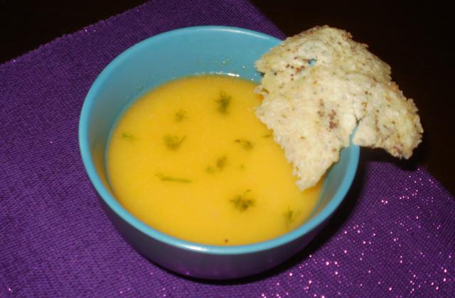 Velouté de potimarron croquants à l'emmental et aux graines de moutarde - Photo par 750g