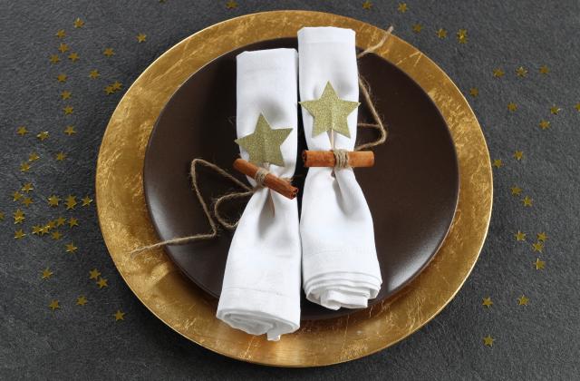 5 jolis pliages de serviettes pour Noël - 750g