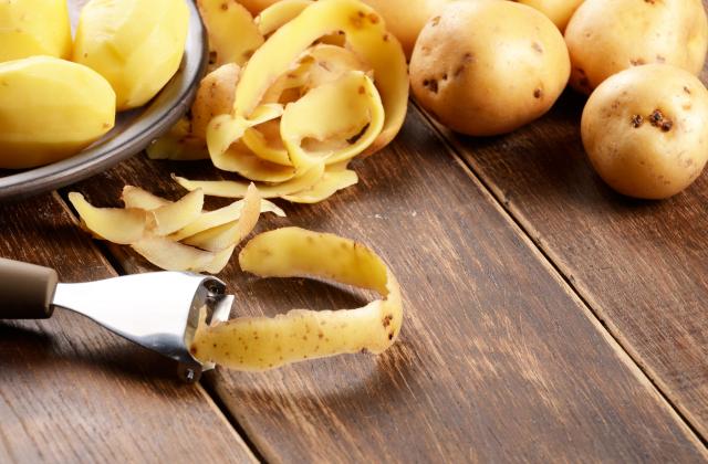 5 choses insoupçonnées à faire dans sa cuisine avec les pelures de pommes de terre - 750g