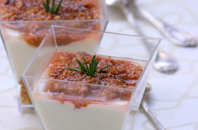 Verrines façon cheesecake à la ricotta, figues et noix - Photo par Silvia Santucci