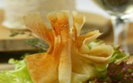 Aumônière de Chabichou du Poitou mariné à l'huile d'olive et à la fleur de thym - Photo par Fromages de Chèvre