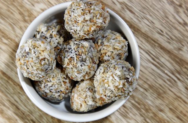Energy balls à la noix de coco - Photo par 750g