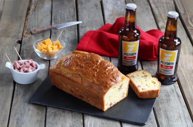 Cake à la bière, jambon et moutarde - Photo par Silvia Santucci