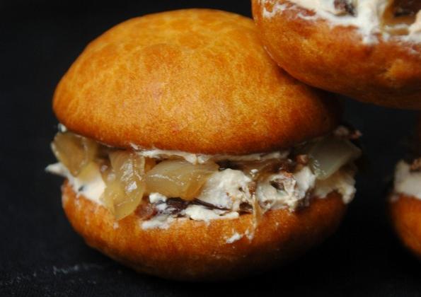 Whoopies au Philadelphia et oignons confits, aux saveurs du Sud - tentat