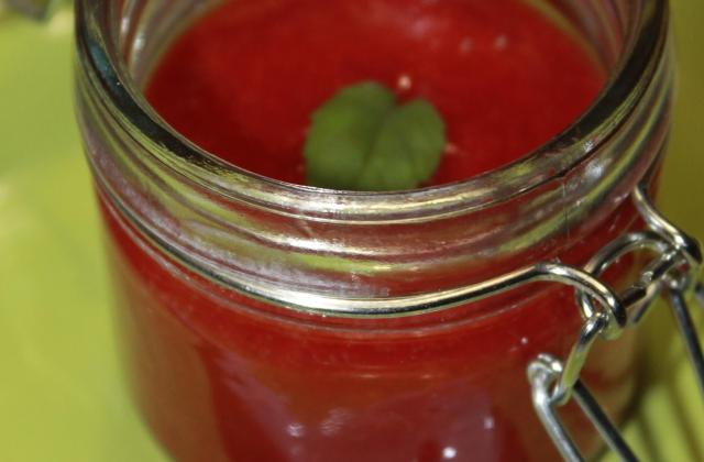 Gelée de fraise au basilic - Photo par guilleNM